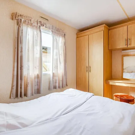 Letniskowe -300m Od Morza Lodge Jaroslawiec