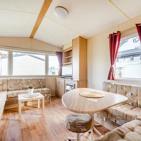 Lodge Letniskowe -300m Od Morza *